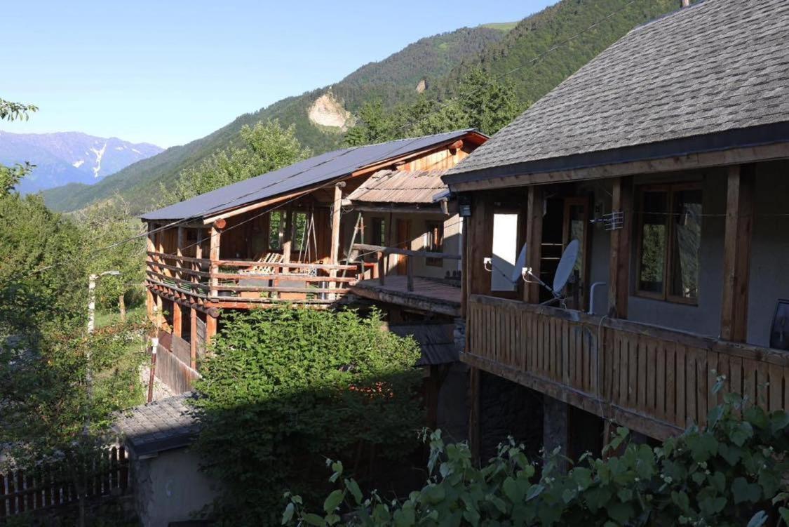 Mestialux Guesthouse Exteriér fotografie
