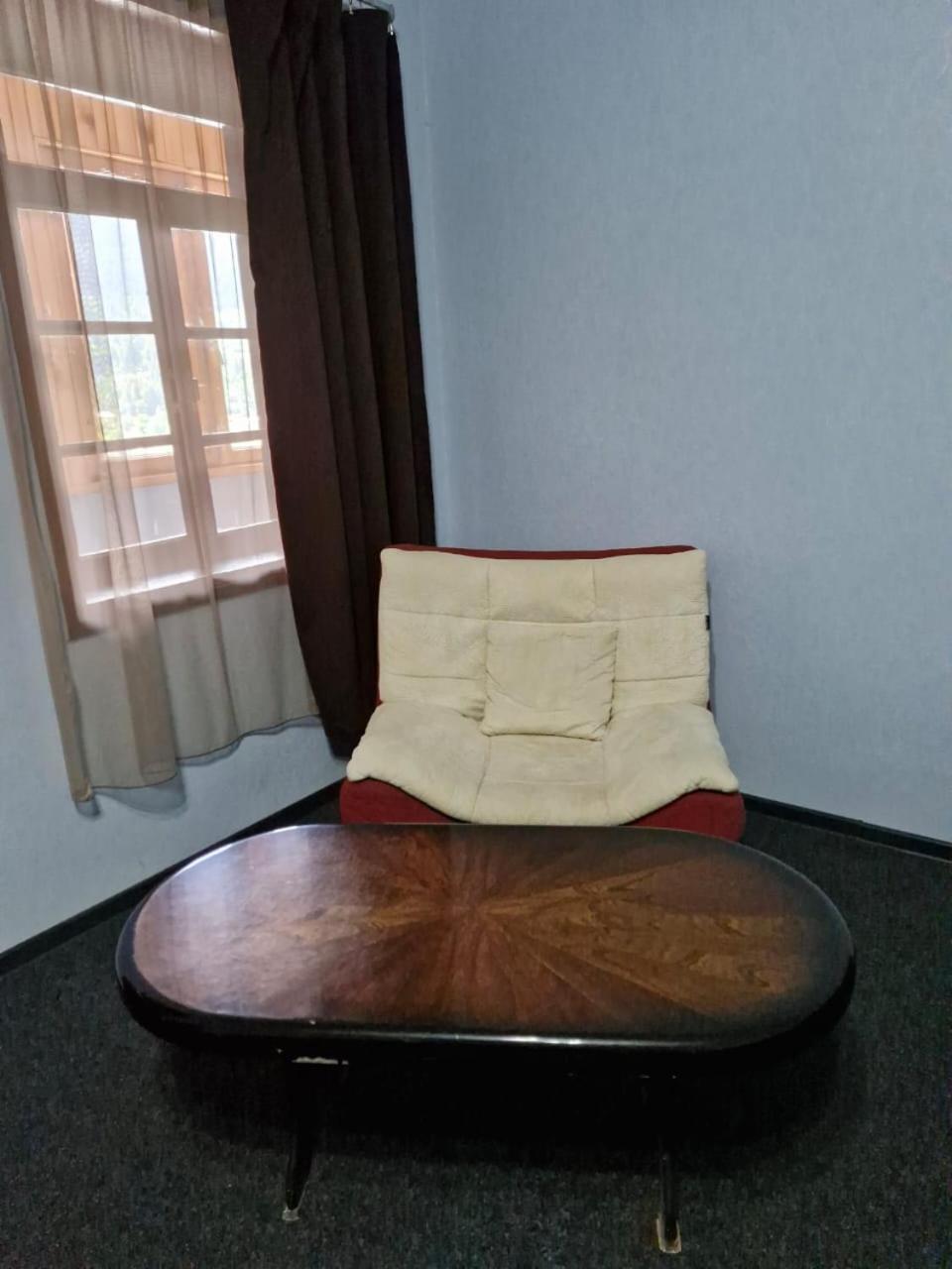 Mestialux Guesthouse Exteriér fotografie