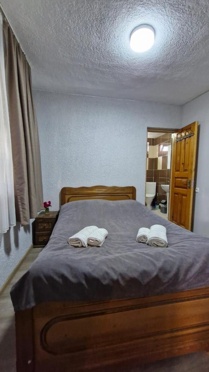 Mestialux Guesthouse Exteriér fotografie