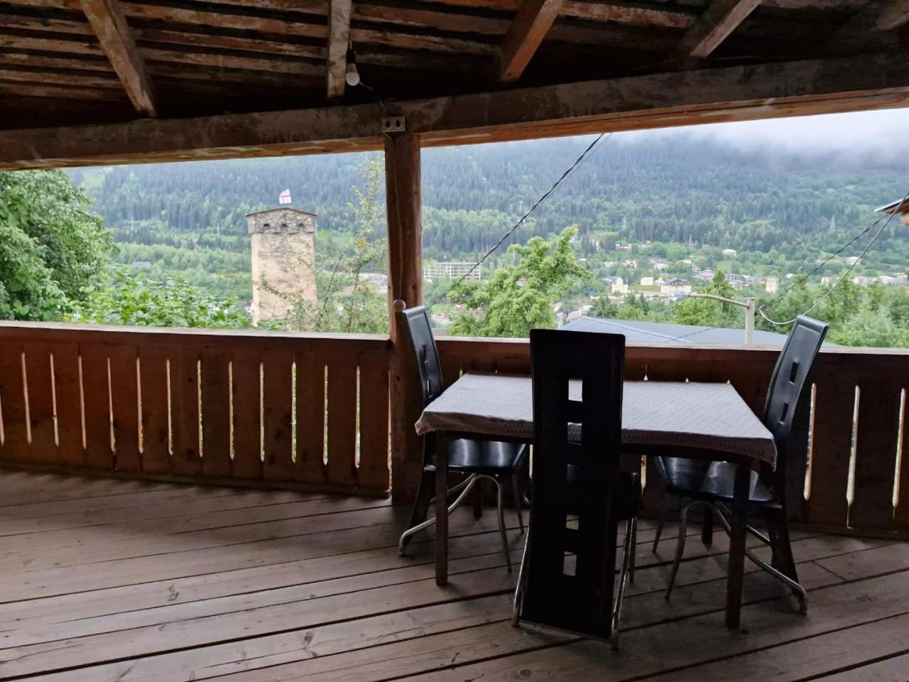 Mestialux Guesthouse Exteriér fotografie