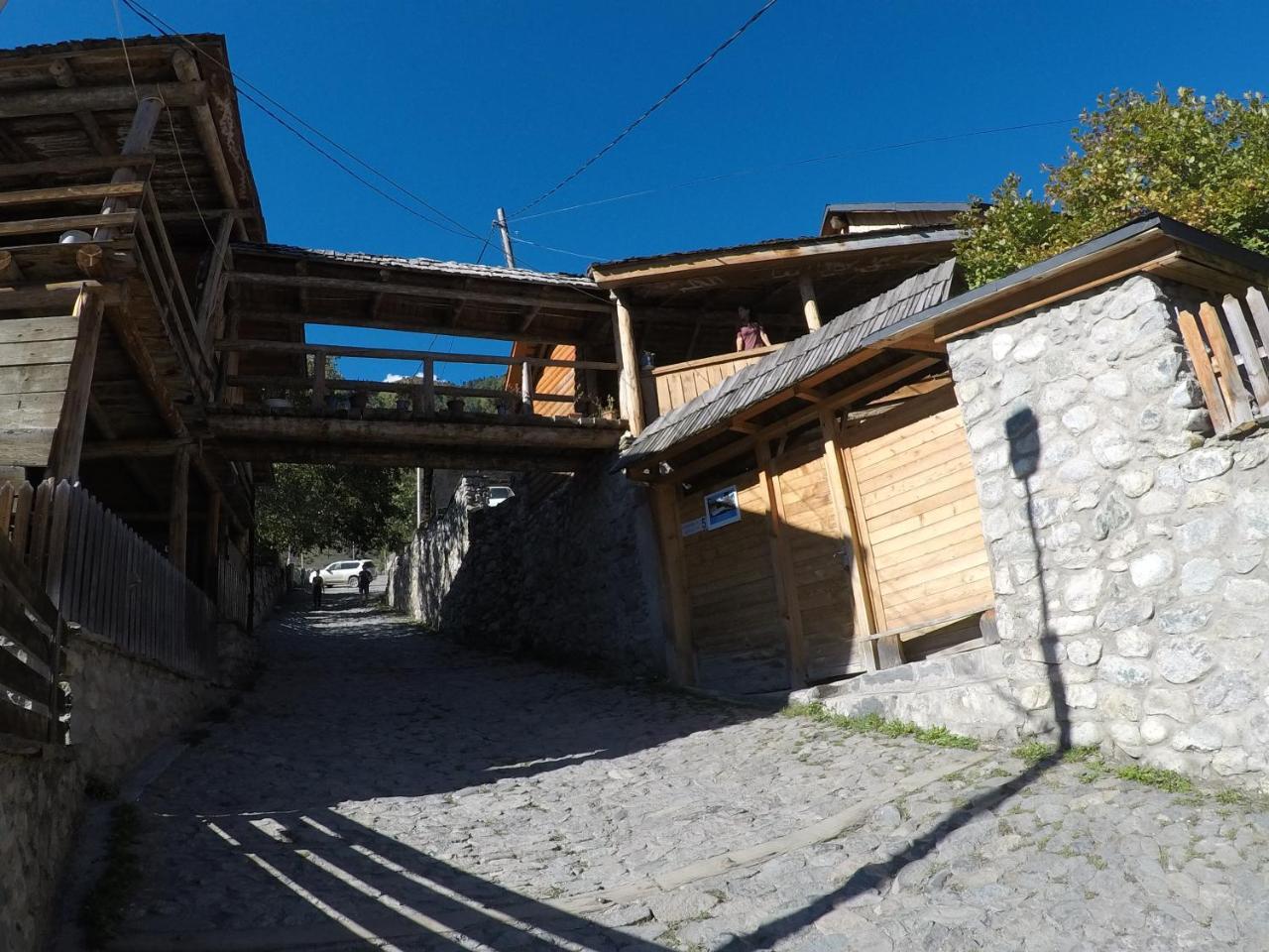 Mestialux Guesthouse Exteriér fotografie