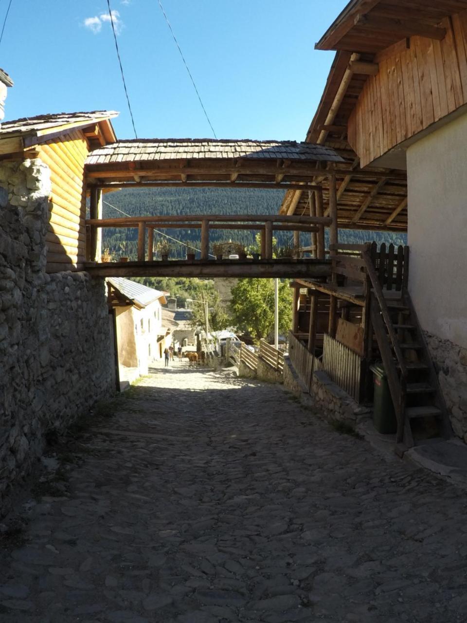Mestialux Guesthouse Exteriér fotografie