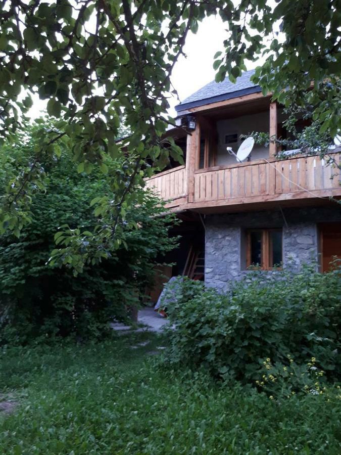 Mestialux Guesthouse Exteriér fotografie