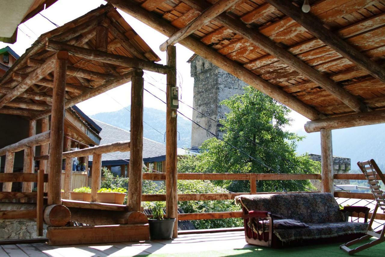 Mestialux Guesthouse Exteriér fotografie